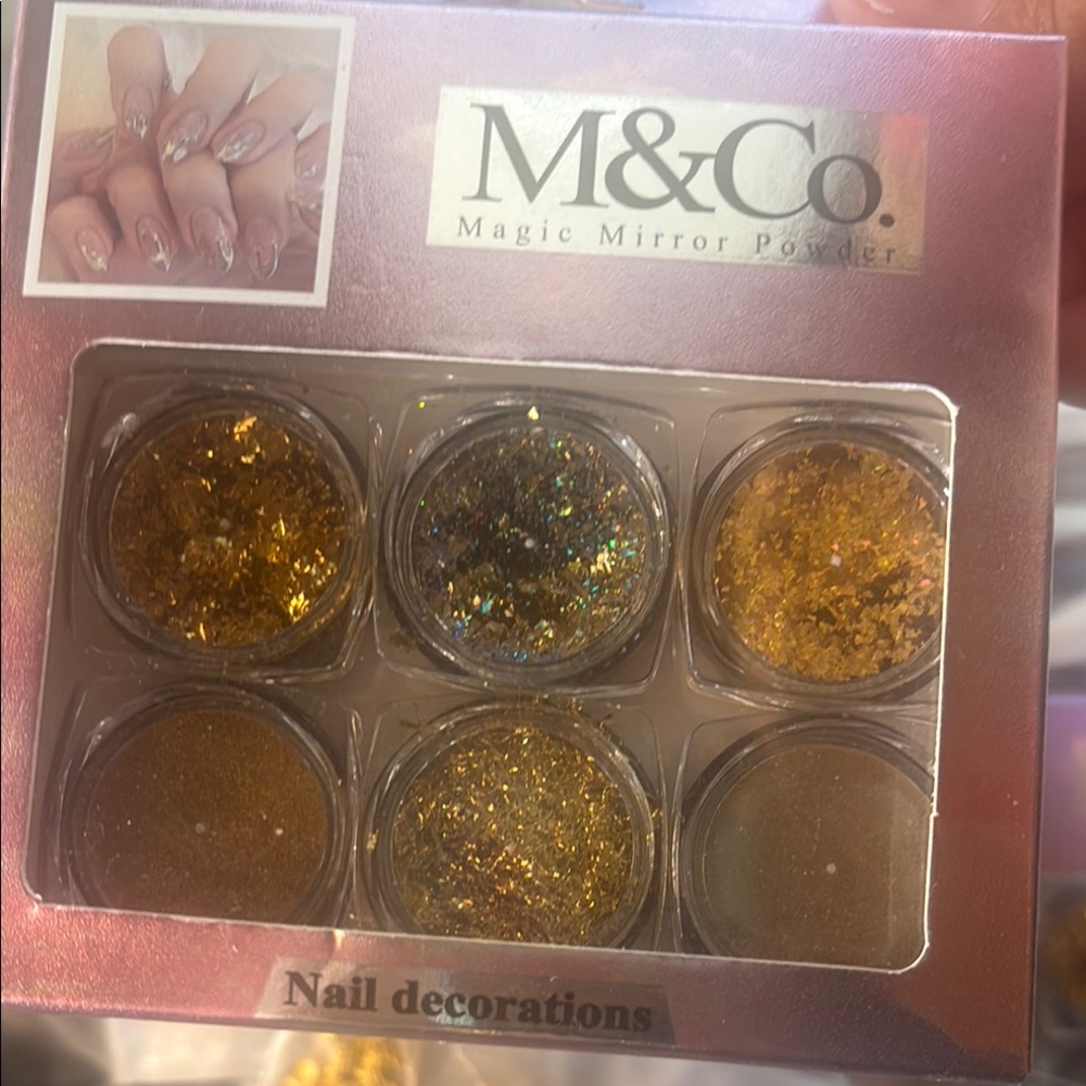 M&Co. Magic Mirror Powder Nail Decorations